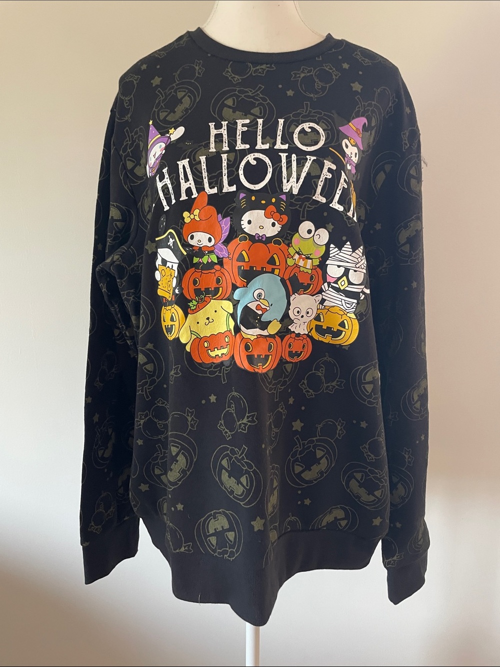 Halloween Sweatshirt Hello Kitty and Friends by Sanrio Pumpkins Adult Large